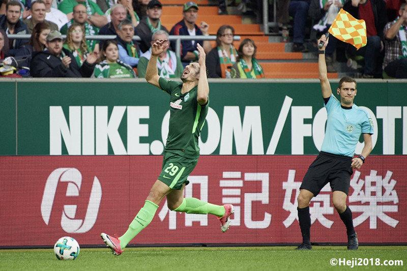 体育羽毛球泰国公开赛：混双夺金男单惊喜 国羽1金2银收官