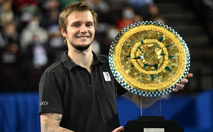 来到英超后 来到英超后