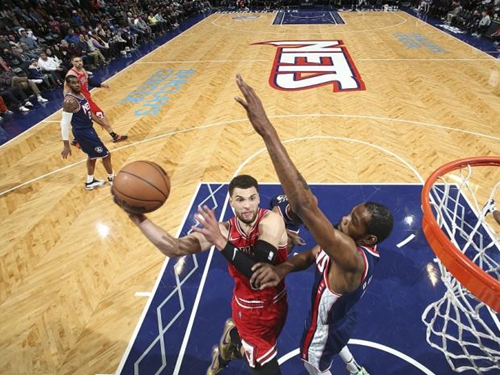狂风骤雨 狂风骤雨